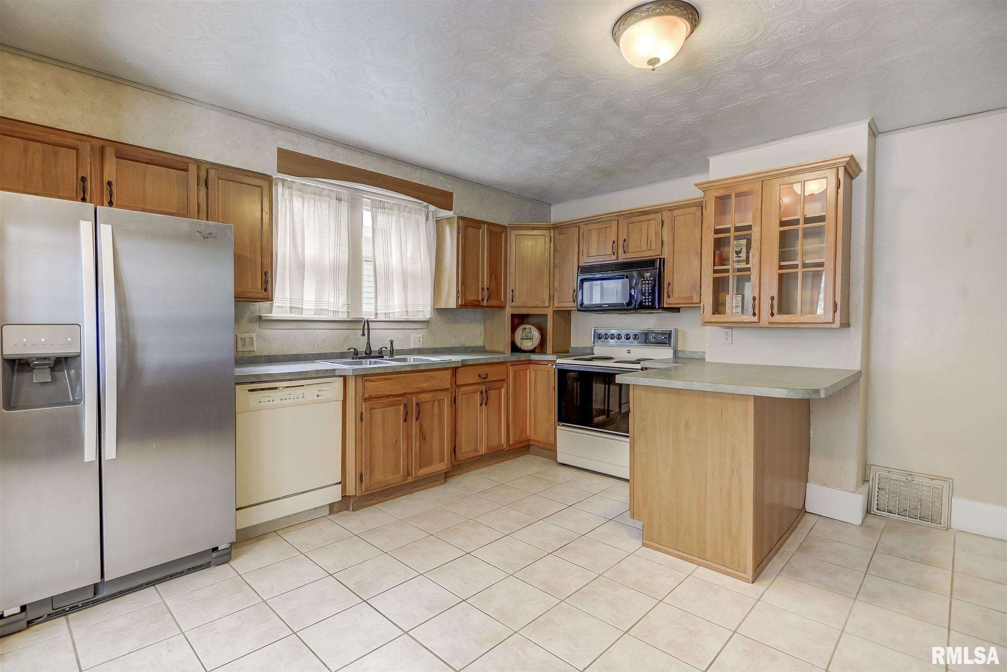 111 South State Street Springfield, IL 62704 - Photo 7 of 36