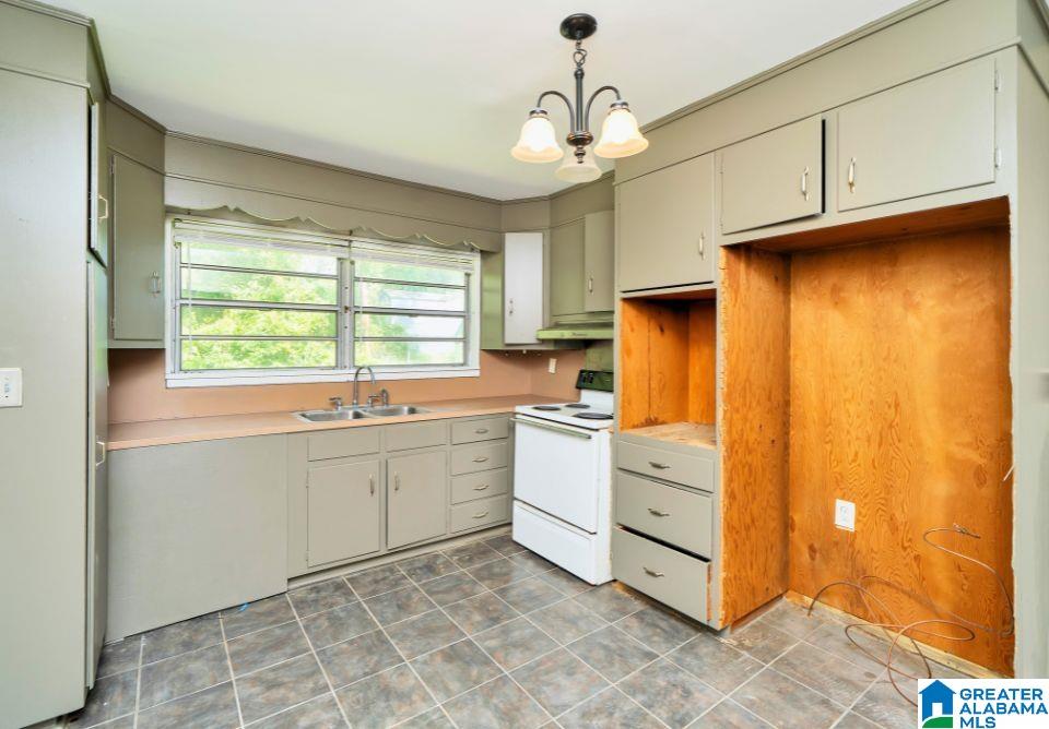 1708 Decatur Avenue Birmingham, AL 35208 - Photo 4 of 11