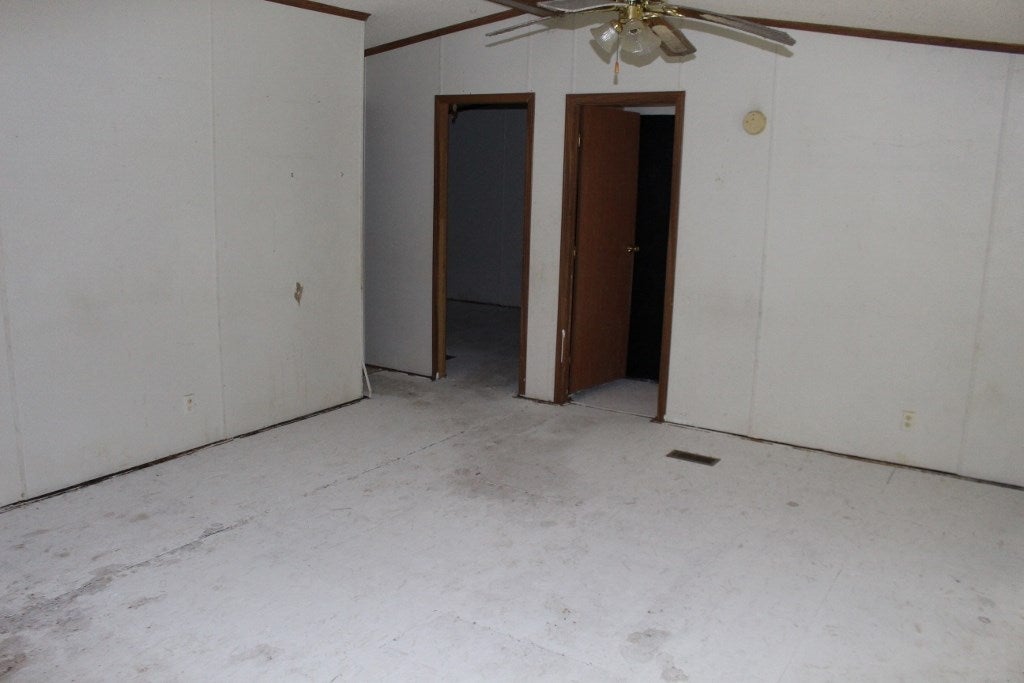 893 Dent Frk Road Hewett, WV 25108 - Photo 5 of 10 Gallery Image 5