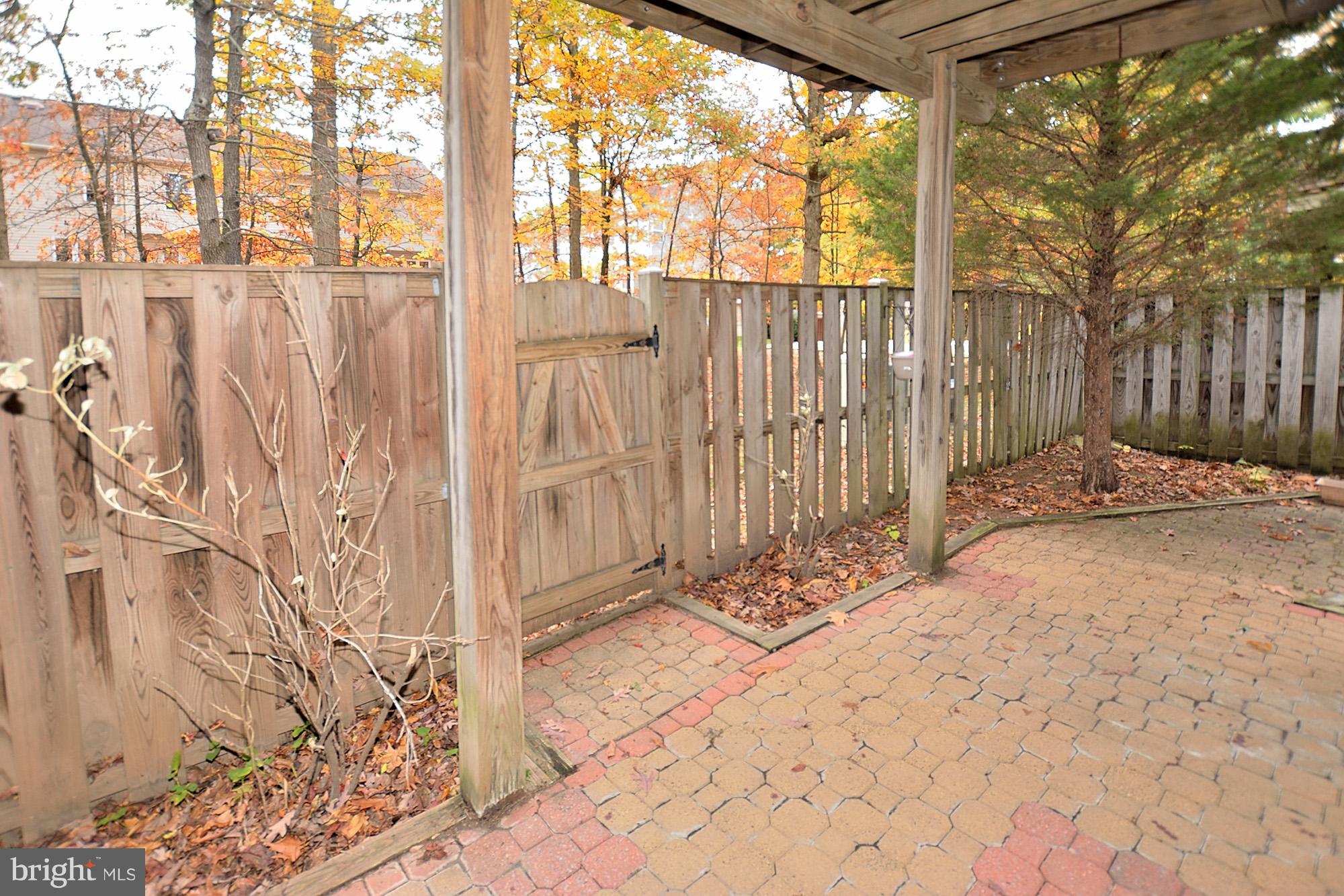 14857 Bolton Road Centreville, VA 20121 - Photo 22 of 24 Exterior (Rear)