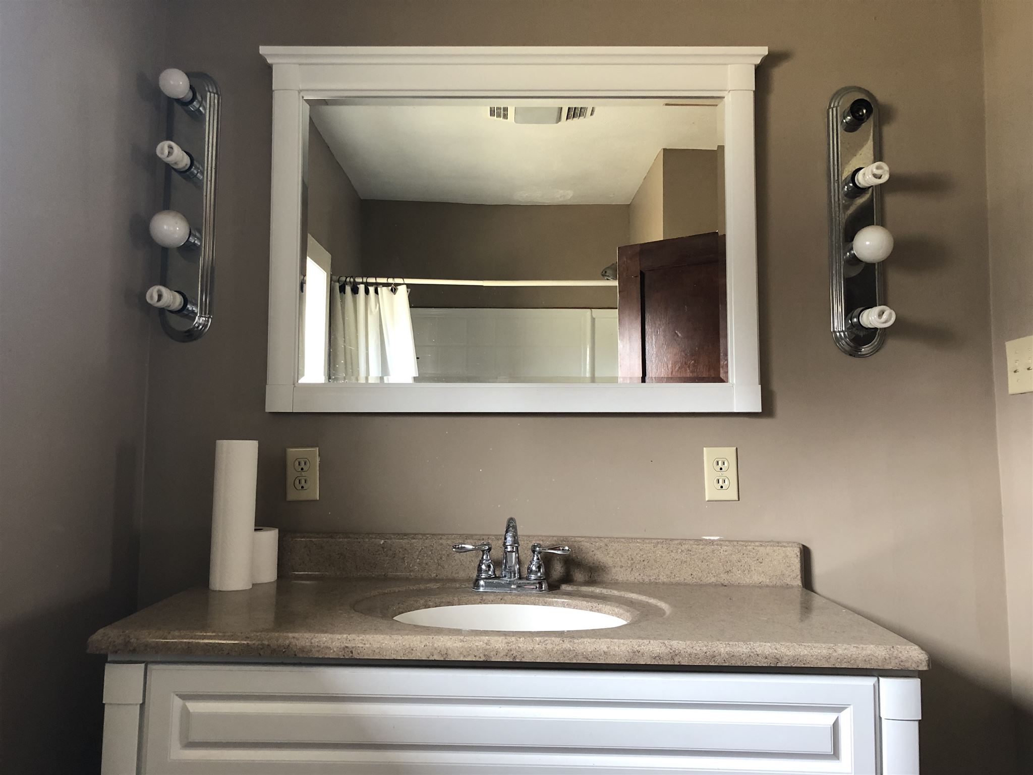 525 Oolitic Road Bedford, IN 47421 - Photo 7 of 10 Gallery Image 7