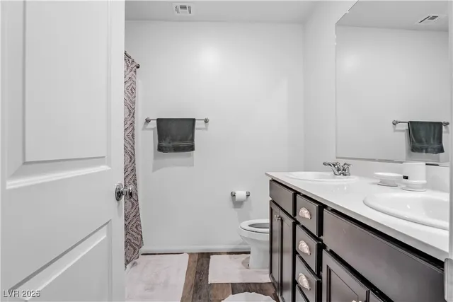 $2,800 | 10289 Massachusetts Lane, Las Vegas, NV 89141