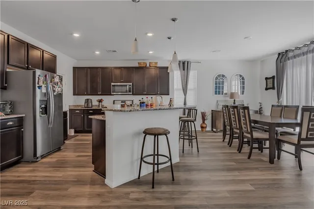 $2,800 | 10289 Massachusetts Lane, Las Vegas, NV 89141