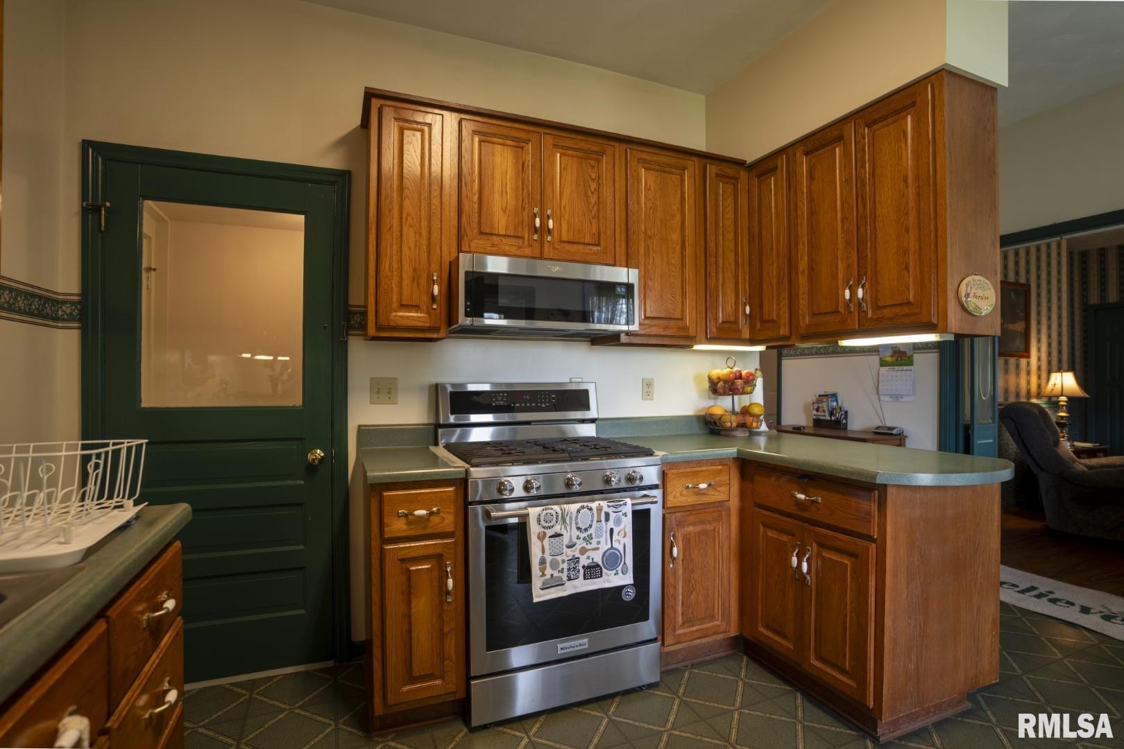 1359 South Bridge Road Niantic, IL 62551 - Photo 10 of 84