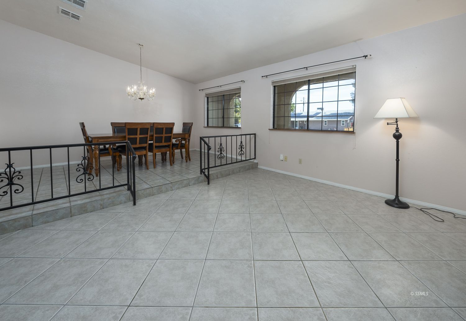 1131 South Allen Street Ridgecrest, CA 93555 - Photo 5 of 41