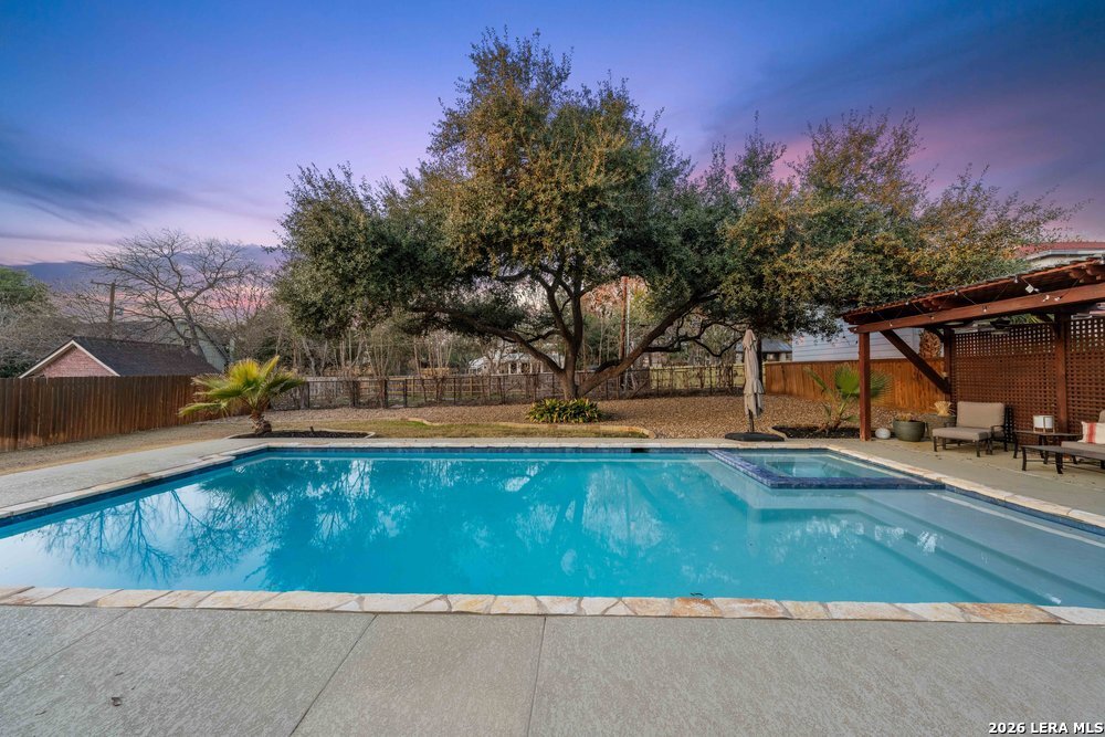 407 Burr Road Terrell Hills, TX 78209 - Photo 18 of 58