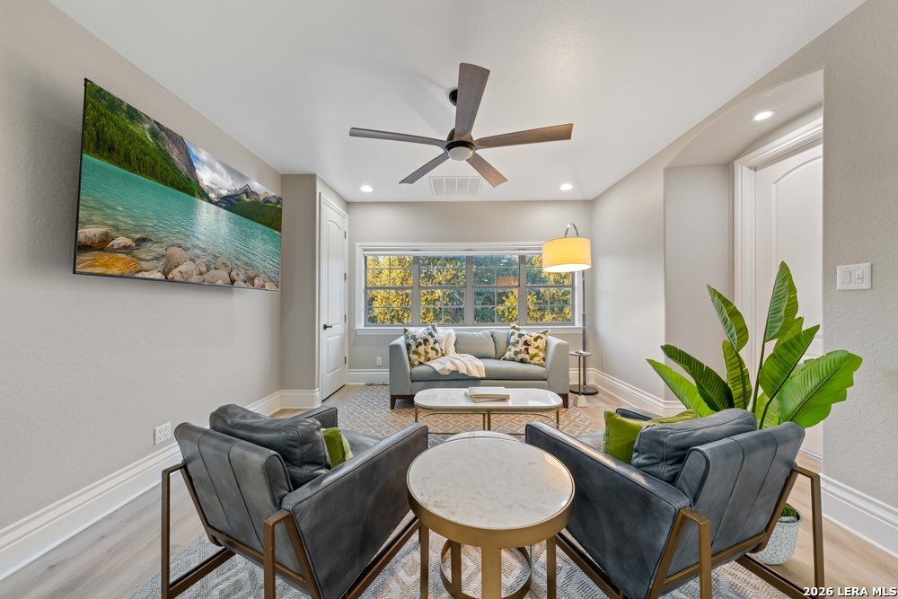 407 Burr Road Terrell Hills, TX 78209 - Photo 34 of 58