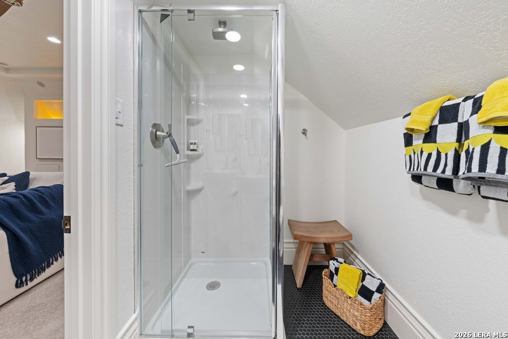 407 Burr Road Terrell Hills, TX 78209 - Photo 51 of 58