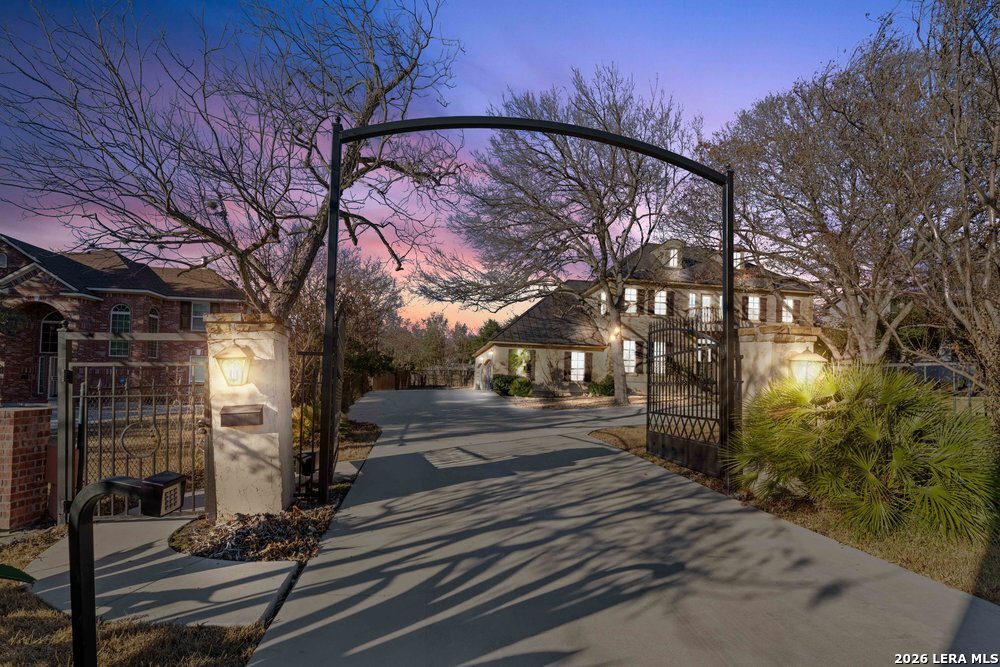 407 Burr Road Terrell Hills, TX 78209 - Photo 54 of 58