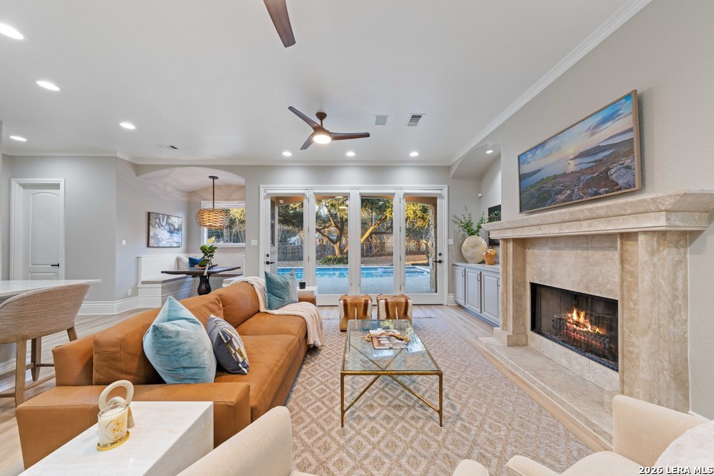 407 Burr Road Terrell Hills, TX 78209 - Photo 9 of 58