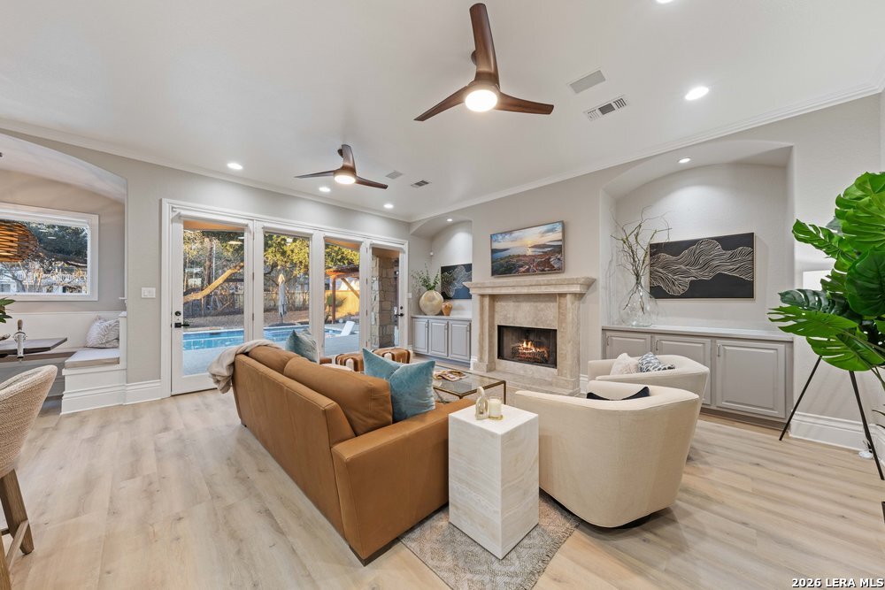 407 Burr Road Terrell Hills, TX 78209 - Photo 10 of 58