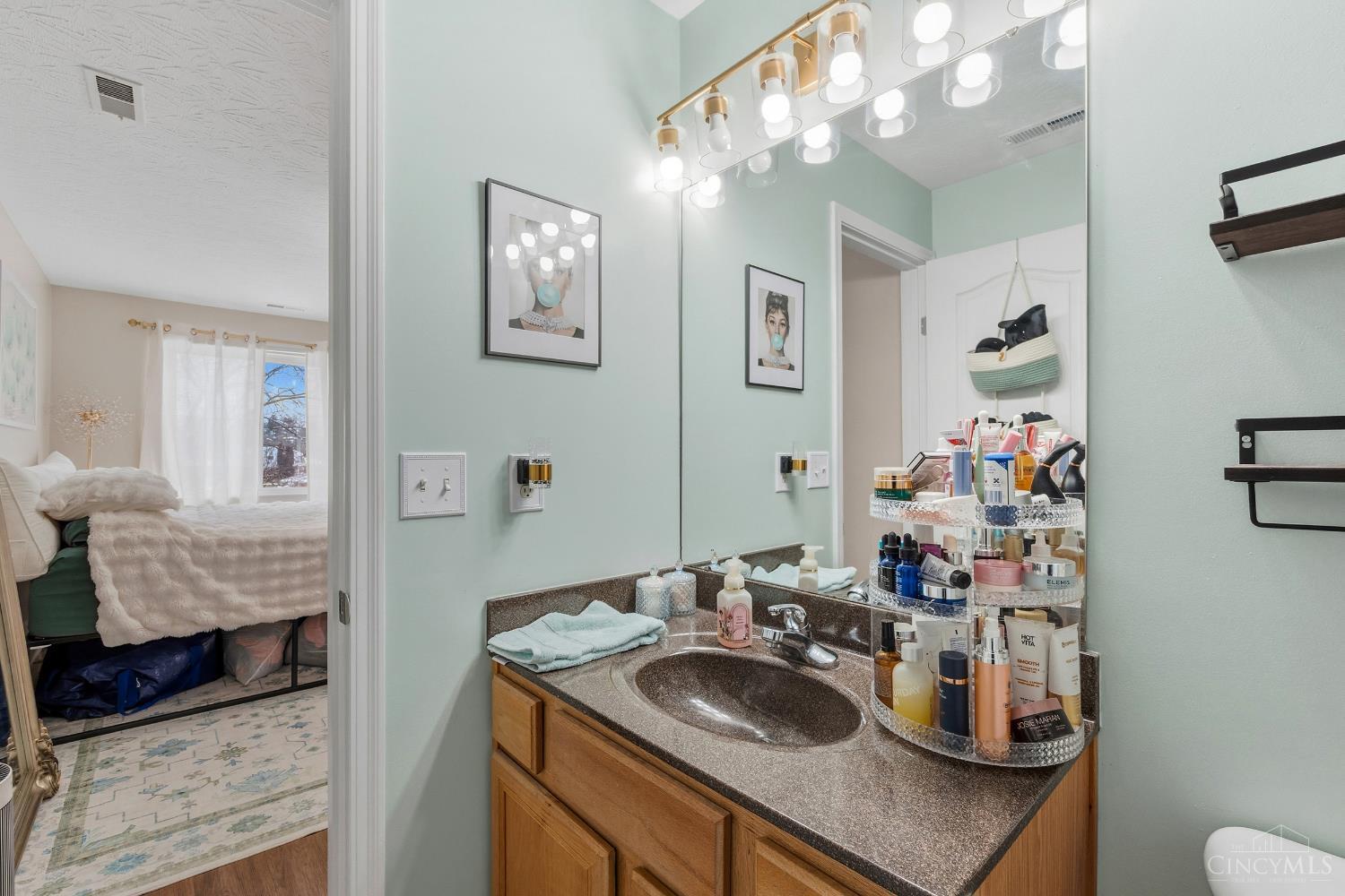 3408 North Bend Road, Unit 7 Cincinnati, OH 45247 - Photo 21 of 25