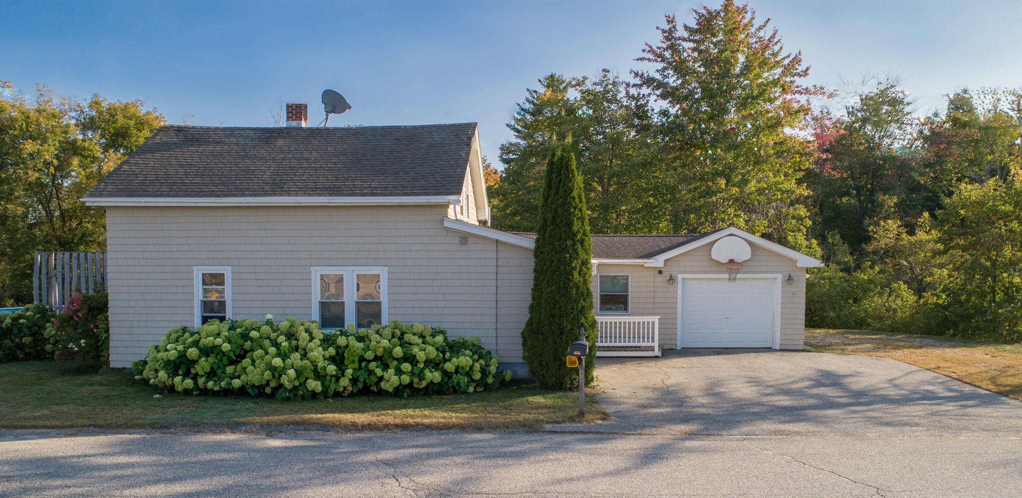 21 Jordan Road Lewiston, ME 04240 - Photo 2 of 31 Font