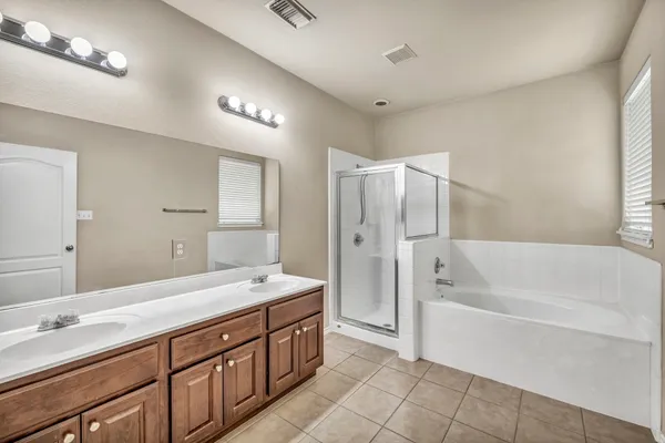 $2,200 | 3748 Pine Needle Circle, Round Rock, TX 78681