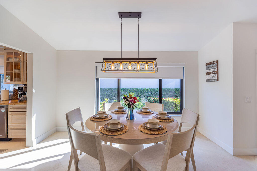 10231 Sunset Bend Drive Boca Raton, FL 33428 - Photo 9 of 36 MINM3434-HDR