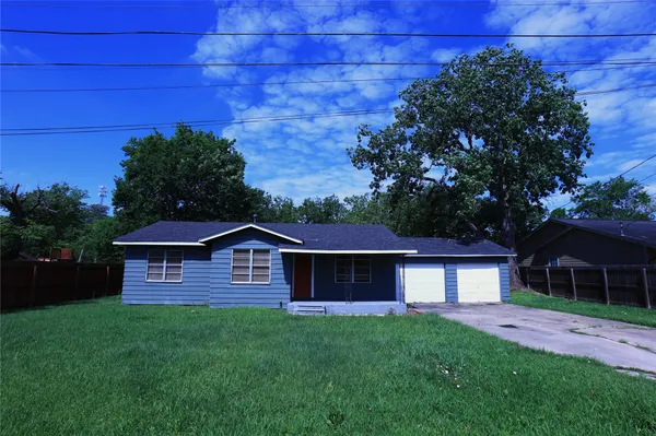 $1,400 | 130 Bennett Drive, West Columbia, TX 77486