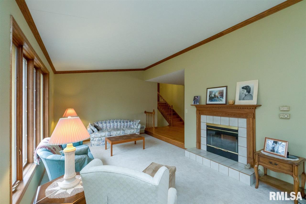 10121 136th Street West Taylor Ridge, IL 61284 - Photo 3 of 22