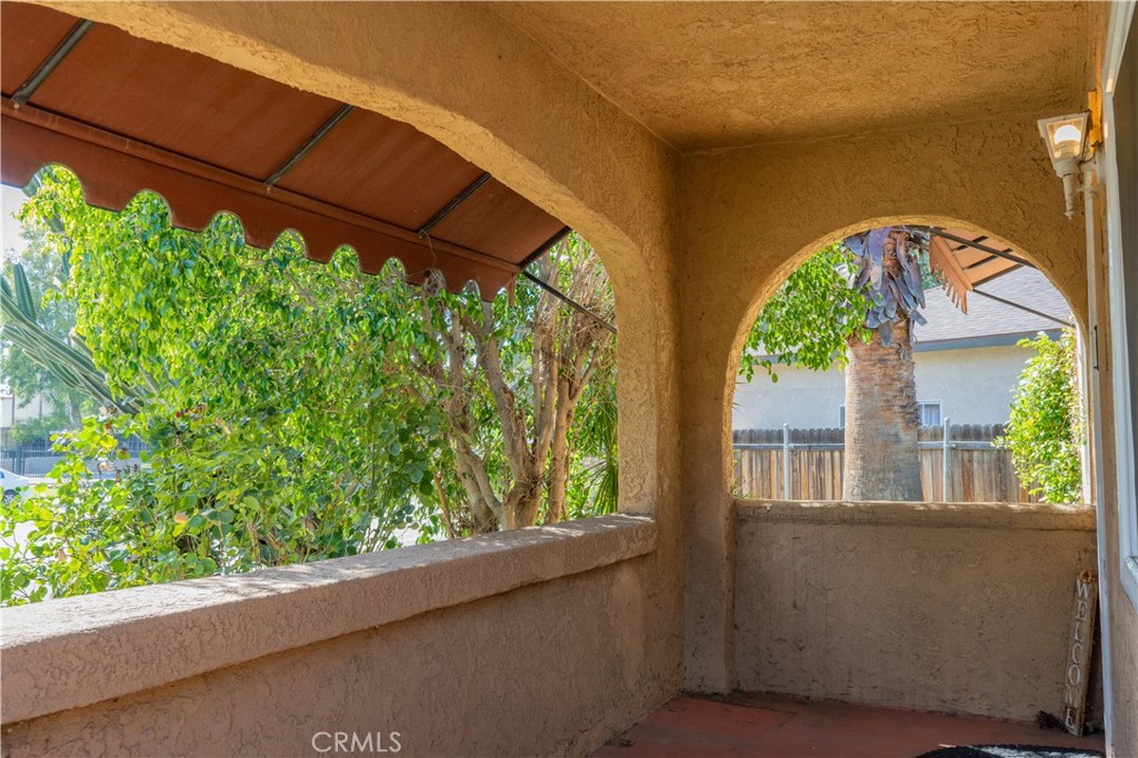 4831 Jurupa Avenue Riverside, CA 92504 - Photo 2 of 9 front patio