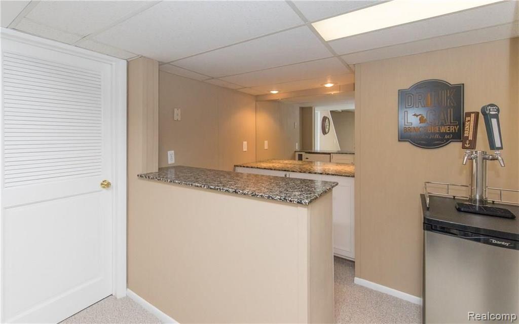 1158 Sandy Ridge Drive Rochester Hills, MI 48306 - Photo 28 of 33