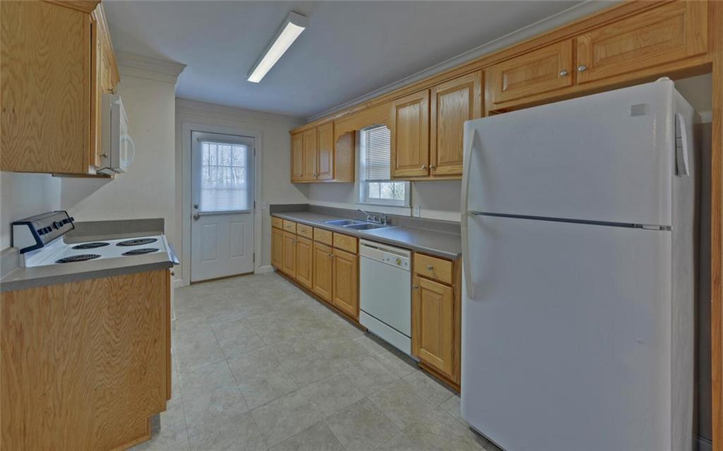 134 Faulkner Street Cleveland, GA 30528 - Photo 11 of 31