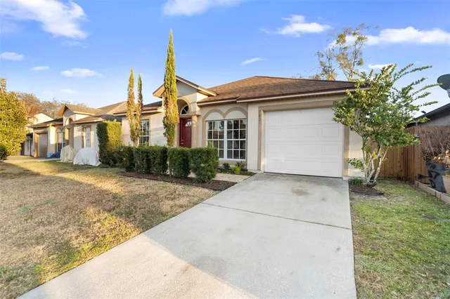 $2,100 | 7831 Hidden Hollow Drive, Orlando, FL 32822