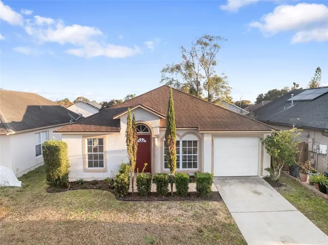 $2,100 | 7831 Hidden Hollow Drive, Orlando, FL 32822