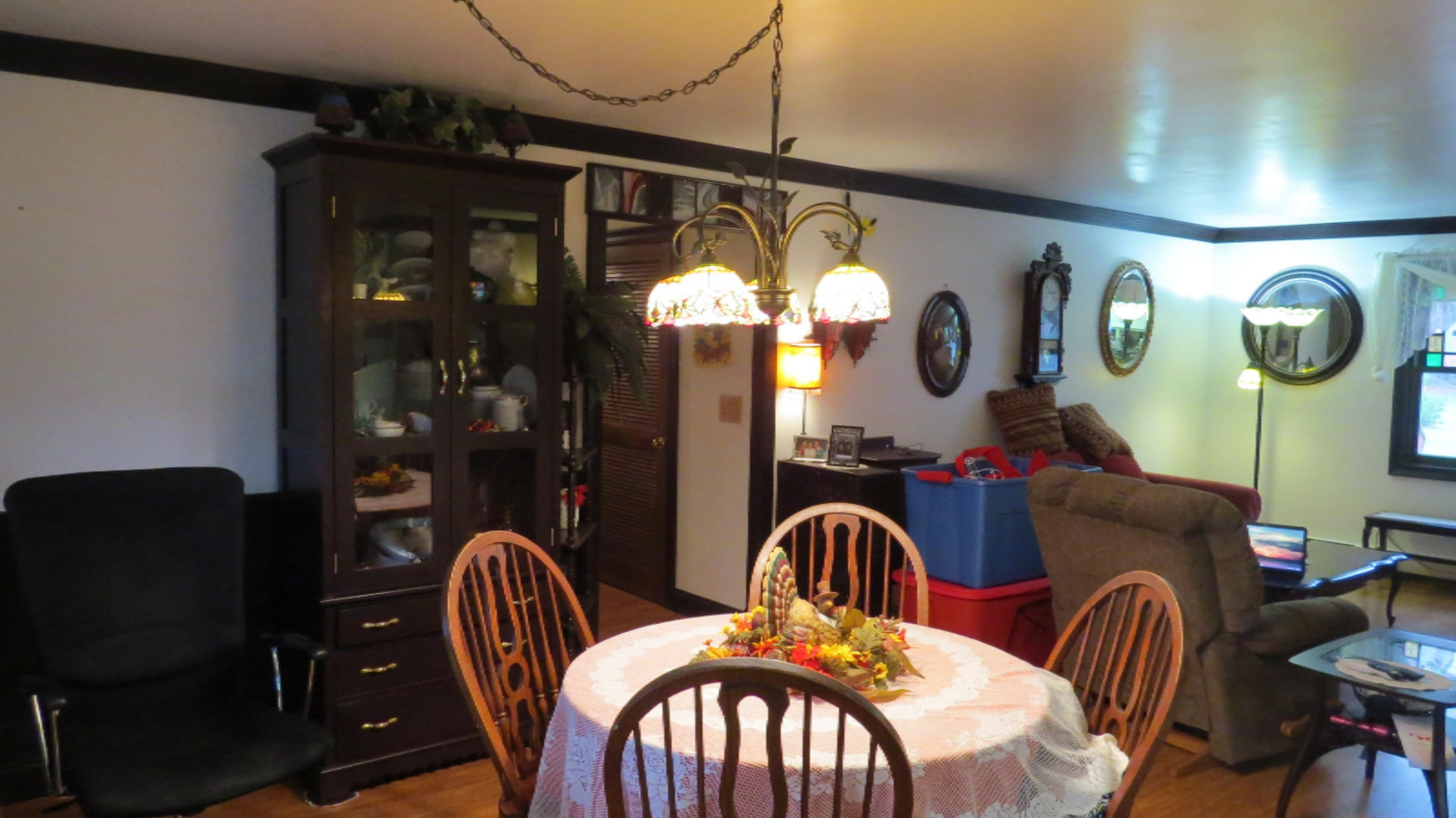 1306 Quarterline Road Muskegon, MI 49442 - Photo 8 of 13 dining 2