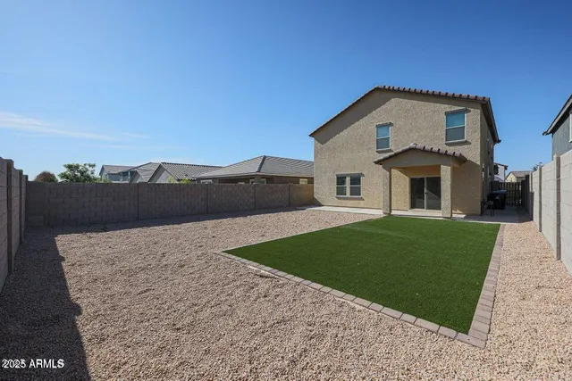 a view of a terrace view