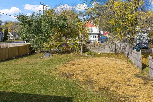 $225,900 | 326 7th Street, Baraboo, WI 53913