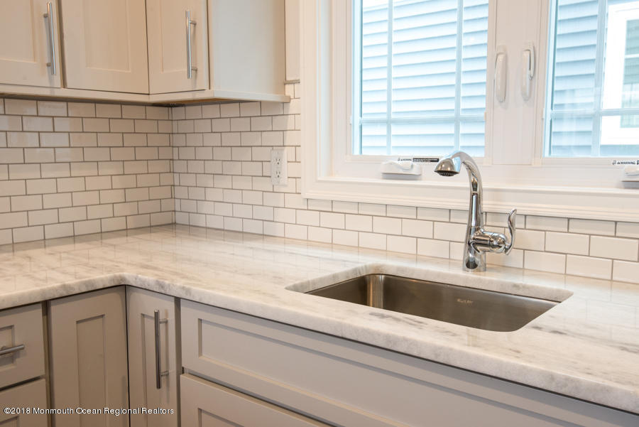 119 San Diego Road Lavallette, NJ 08735 - Photo 14 of 51 DSC_2172