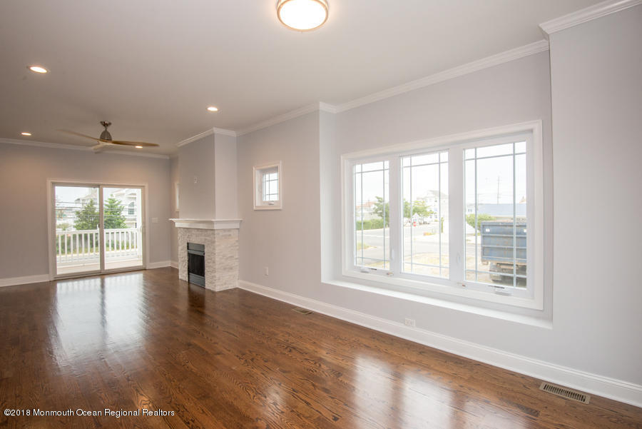119 San Diego Road Lavallette, NJ 08735 - Photo 3 of 51 DSC_2069