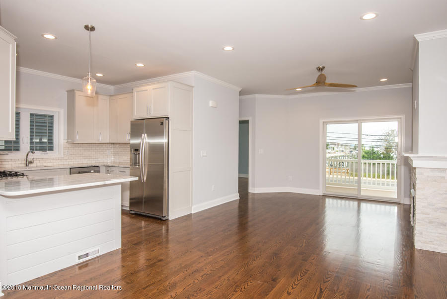 119 San Diego Road Lavallette, NJ 08735 - Photo 6 of 51 DSC_2078