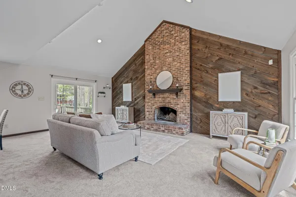 $550,000 | 3304 Wade Avenue, Raleigh, NC 27607