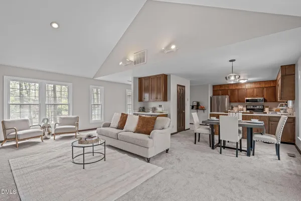 $550,000 | 3304 Wade Avenue, Raleigh, NC 27607