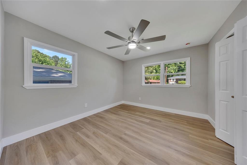 202 Oakcliff Court Northwest Atlanta, GA 30331 - Photo 23 of 27 a view of an empty room with a window