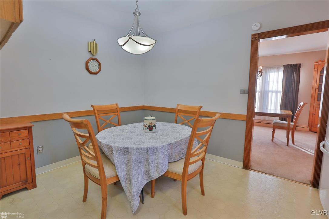 3121 Altonah Road Bethlehem, PA 18017 - Photo 5 of 17 Eating area of kitchen.