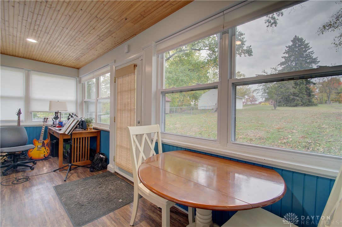 118 Ridgeway Road Cincinnati, OH 45216 - Photo 8 of 21 Gallery Image 8