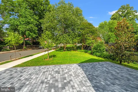 $1,899,000 | 1004 Virginia Avenue, Alexandria, VA 22302