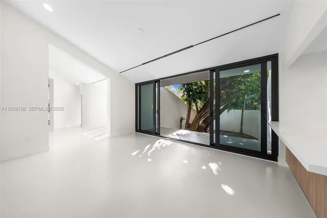 $33,000 | 7540 Los Pinos Boulevard, Coral Gables, FL 33143