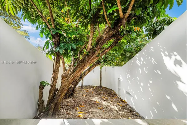 $33,000 | 7540 Los Pinos Boulevard, Coral Gables, FL 33143