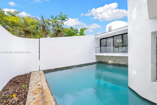 $33,000 | 7540 Los Pinos Boulevard, Coral Gables, FL 33143