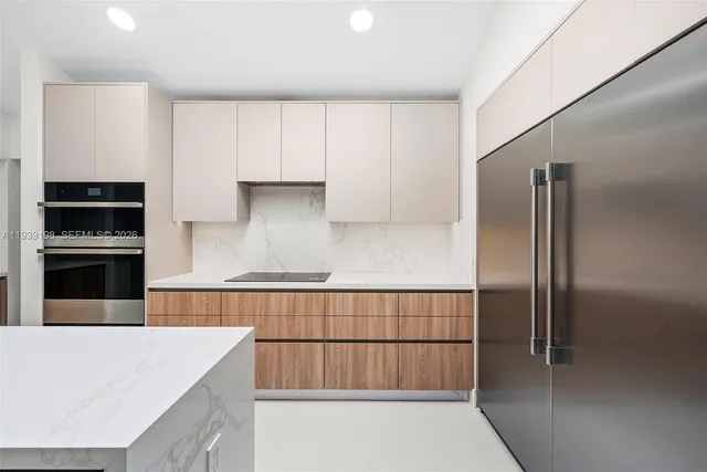 $33,000 | 7540 Los Pinos Boulevard, Coral Gables, FL 33143