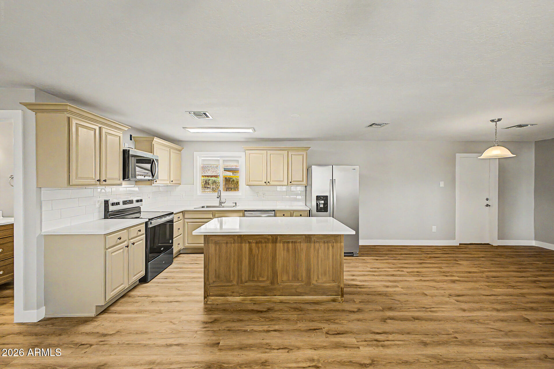 2185 West Greasewood Street Apache Junction, AZ 85120 - Photo 13 of 48