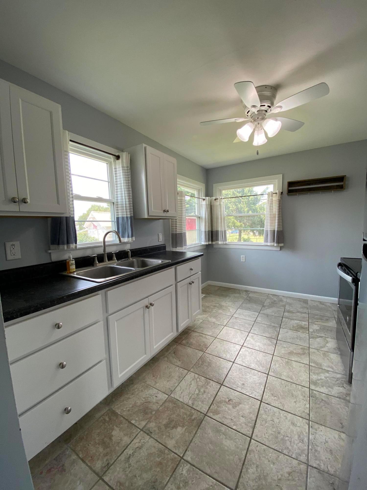 250 Lewis Road Circleville, OH 43113 - Photo 4 of 20