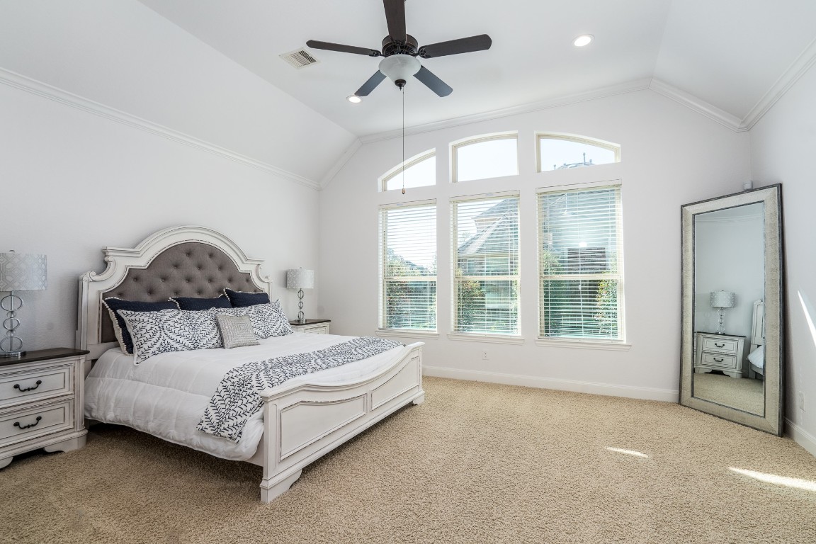 6859 Adrienne Arbor Drive Spring, TX 77389 - Photo 14 of 32 Large Primary bedroom