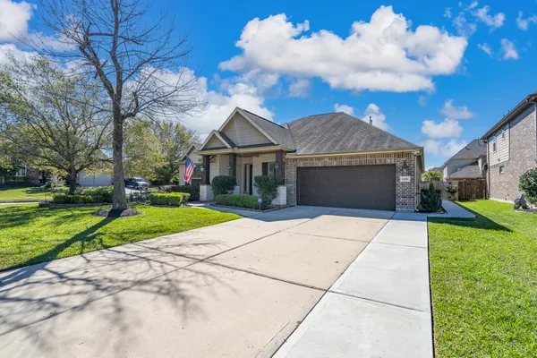 $525,000 | 6859 Adrienne Arbor Drive, Spring, TX 77389