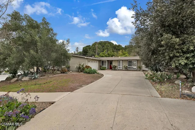 $899,000 | 3625 Calle Quebracho, Thousand Oaks, CA 91360