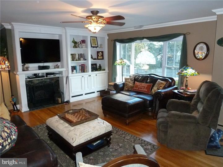 1457 Makefield Road Yardley, PA 19067 - Photo 5 of 23 Living Room