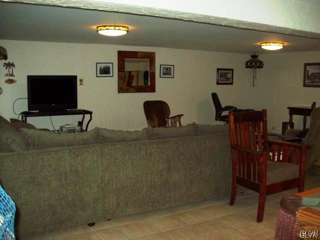 2775 Honeysuckle Road Bethlehem, PA 18015 - Photo 10 of 24 Gallery Image 10
