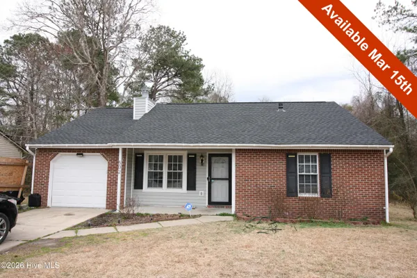 $1,600 | 502 Regalwood Drive, Jacksonville, NC 28546